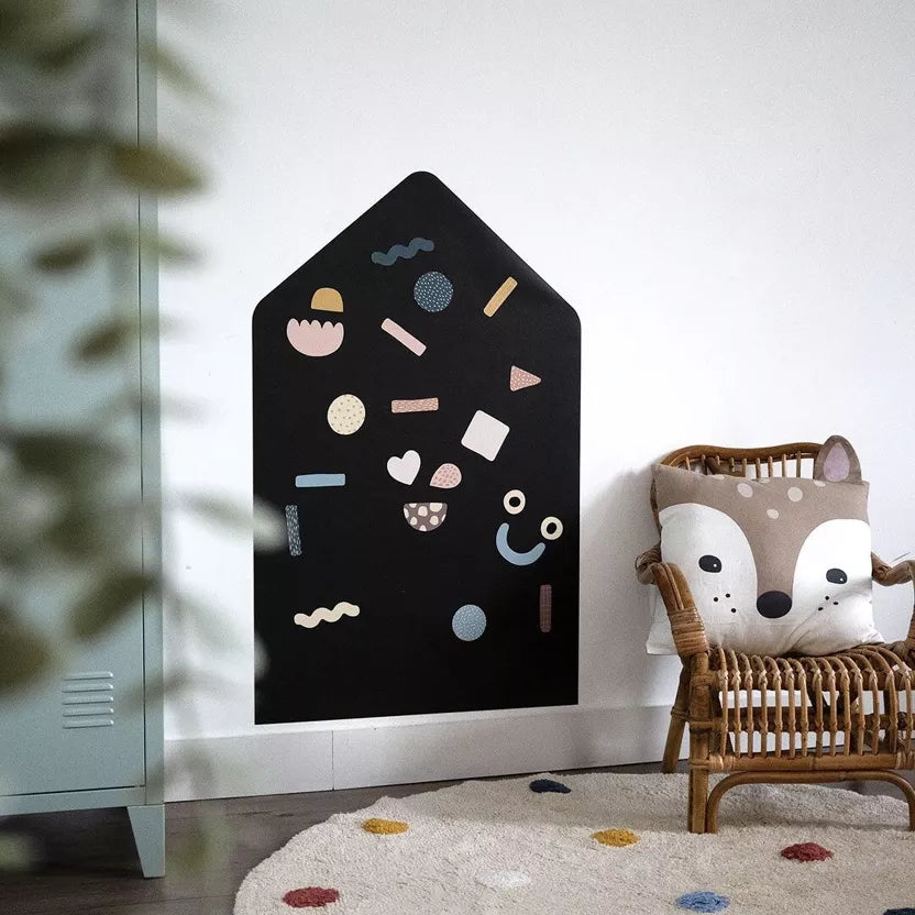 Magnetic board - House with magnets
